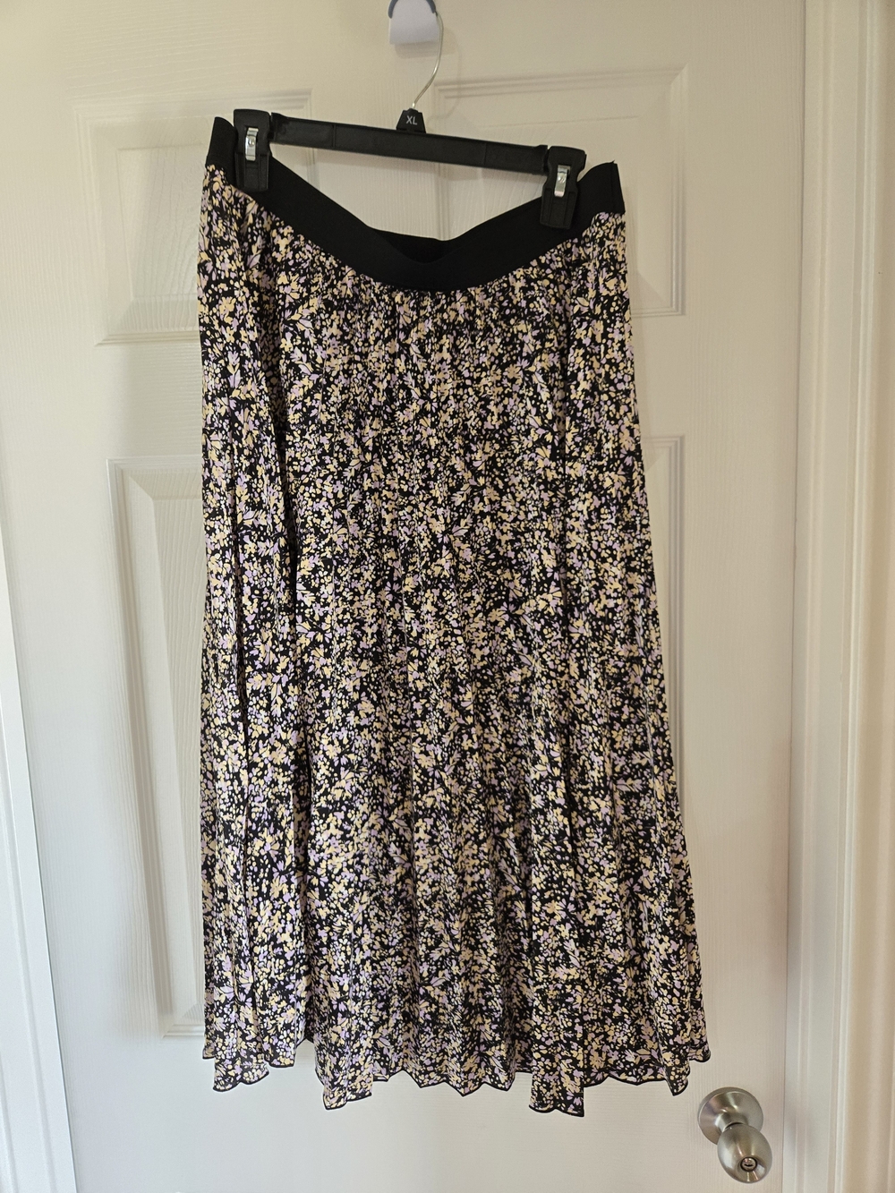Vince Camuto Black Maxi Skirt with Lavender and Cream Floral Print